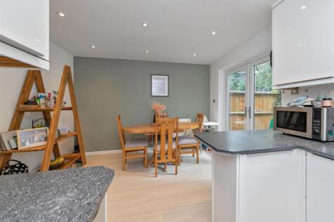 1Greenbanks-14.jpg