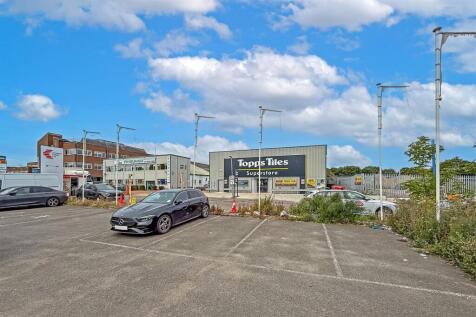 12StirlingIndustrialCentre-21.jpg