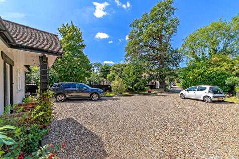 211ParkStreetLane-21.jpg