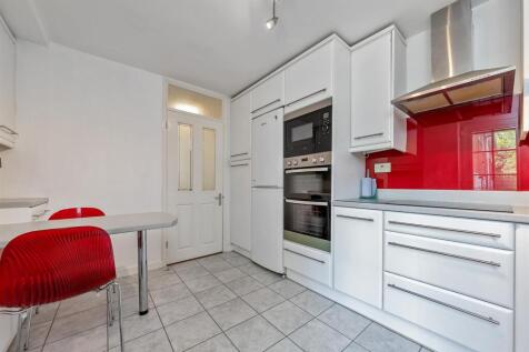 43WestminsterCourt-15.jpg