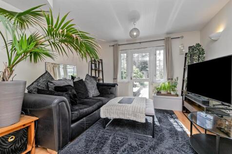 114PuddingstoneDrive-9.jpg