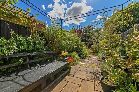 114PuddingstoneDrive-18.jpg
