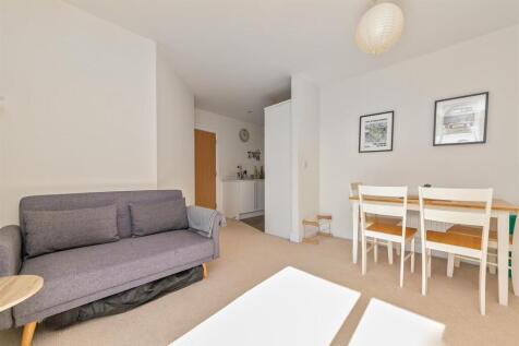 30RomaHouse-21.jpg