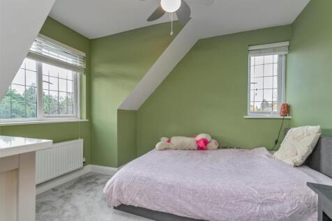 3ElderberryClose-47.jpg