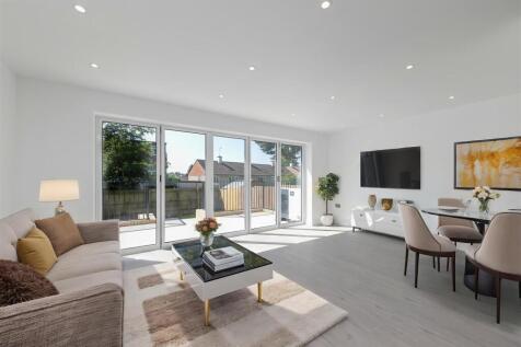 1BirchTreeGardens-33 - Kitchen - Standard - 3.jpg