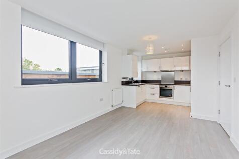 38 Somerville Court-12.jpg