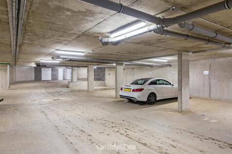 38 Somerville Court-5.jpg