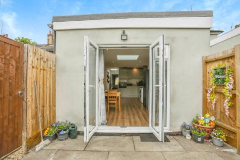 Property Image 11