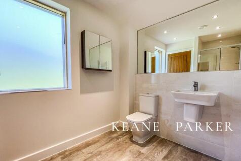 Bedroom 1 Ensuite
