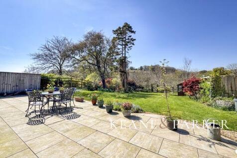 Terrace &amp; Garden