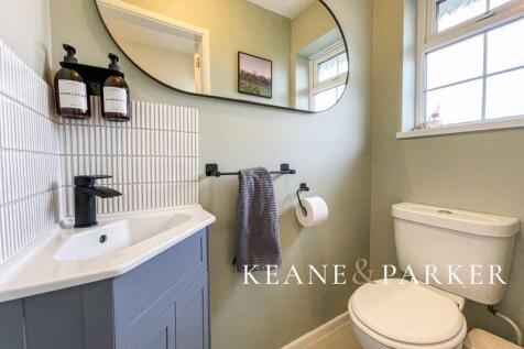 Downstairs WC