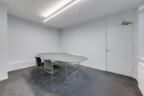 OFFICE 8.jpg
