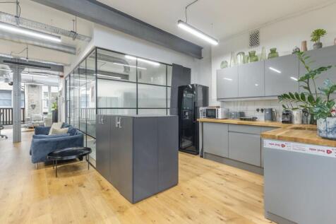 office 13.jpg