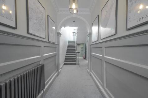 hall 1.jpg