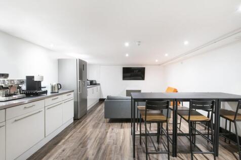 KITCHEN 1.jpg