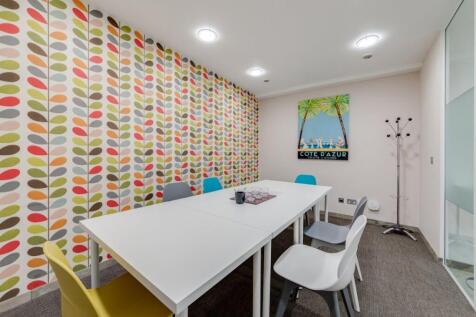 OFFICE4.jpg