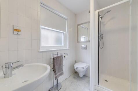 BATHROOM1 1.jpg