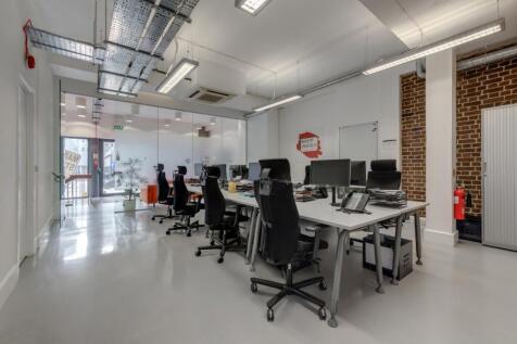 OFFICE 2.jpg