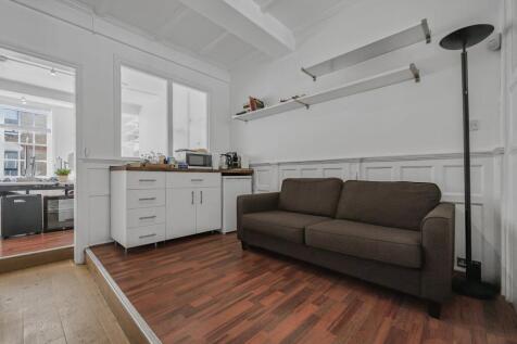 office 12.jpg