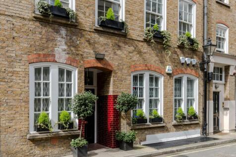 9 Berners Place3.jpg