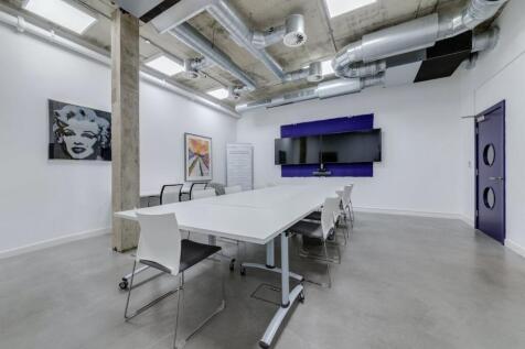OFFICE 4.jpg