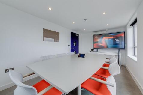 OFFICE 14.jpg