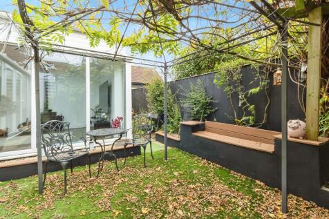 Property Image 8