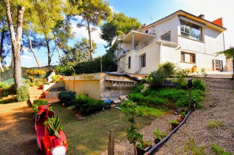 Property Image 28