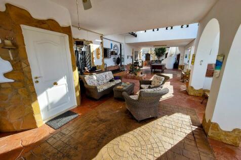 Property Image 28