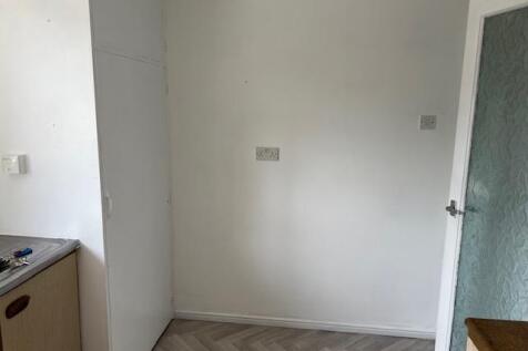 KITCHEN1.jpg