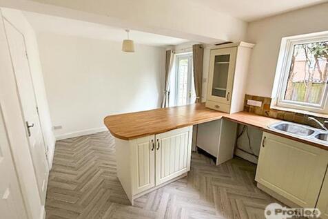 KITCHEN1.jpg