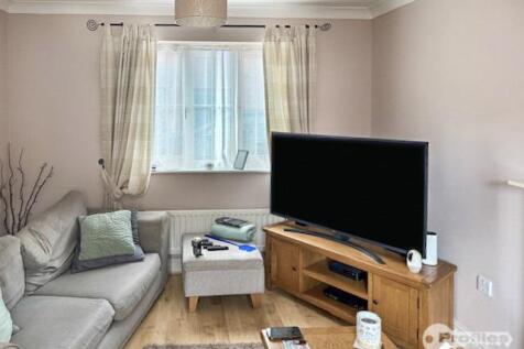 LOUNGE1.jpg