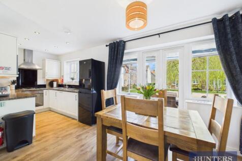 Dining/Kitchen