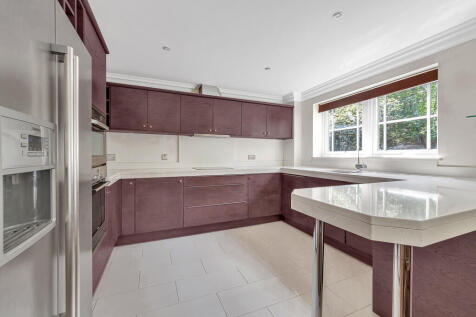 Cobham flat B-5