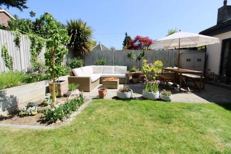 Seating garden.jpg