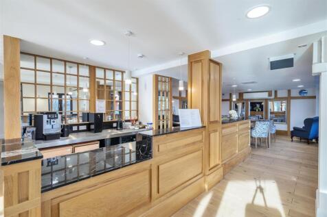 Cafe Area1.jpg