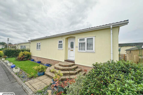2 Bedroom Park Home for Sale