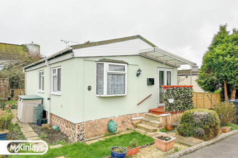 2 Bedroom Park Home for Sale