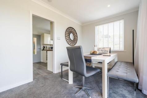 SITTING DINING ROOM