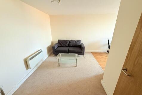 Living room Pic 1