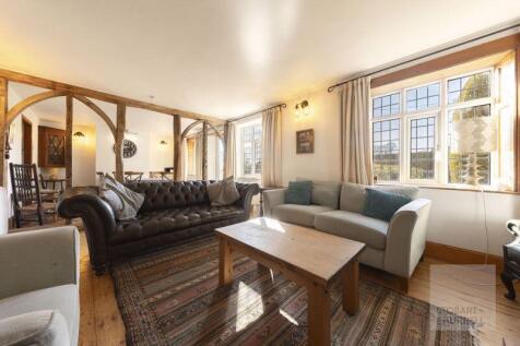 Lounge To Dining