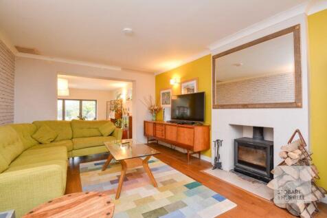 Lounge Continued 