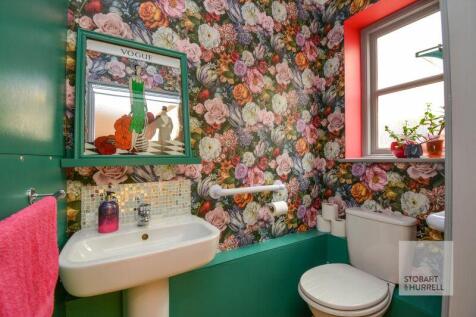 Cloakroom 