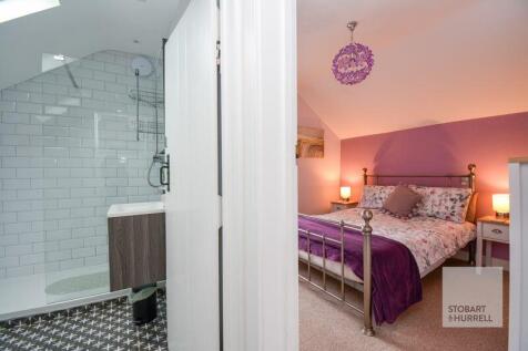 Bedroom to Shower Room 