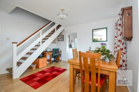 Dining Room to Kitchen 