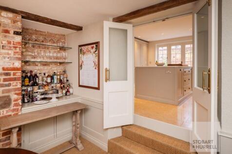 Lobby To Kitchen