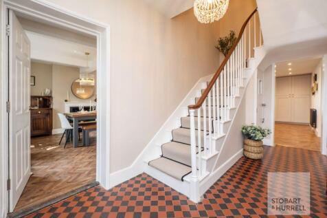 To The Dining Room