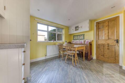 Breakfast Room 