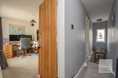 Landing to Bedroom