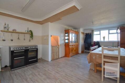 Kitchen to Dining 